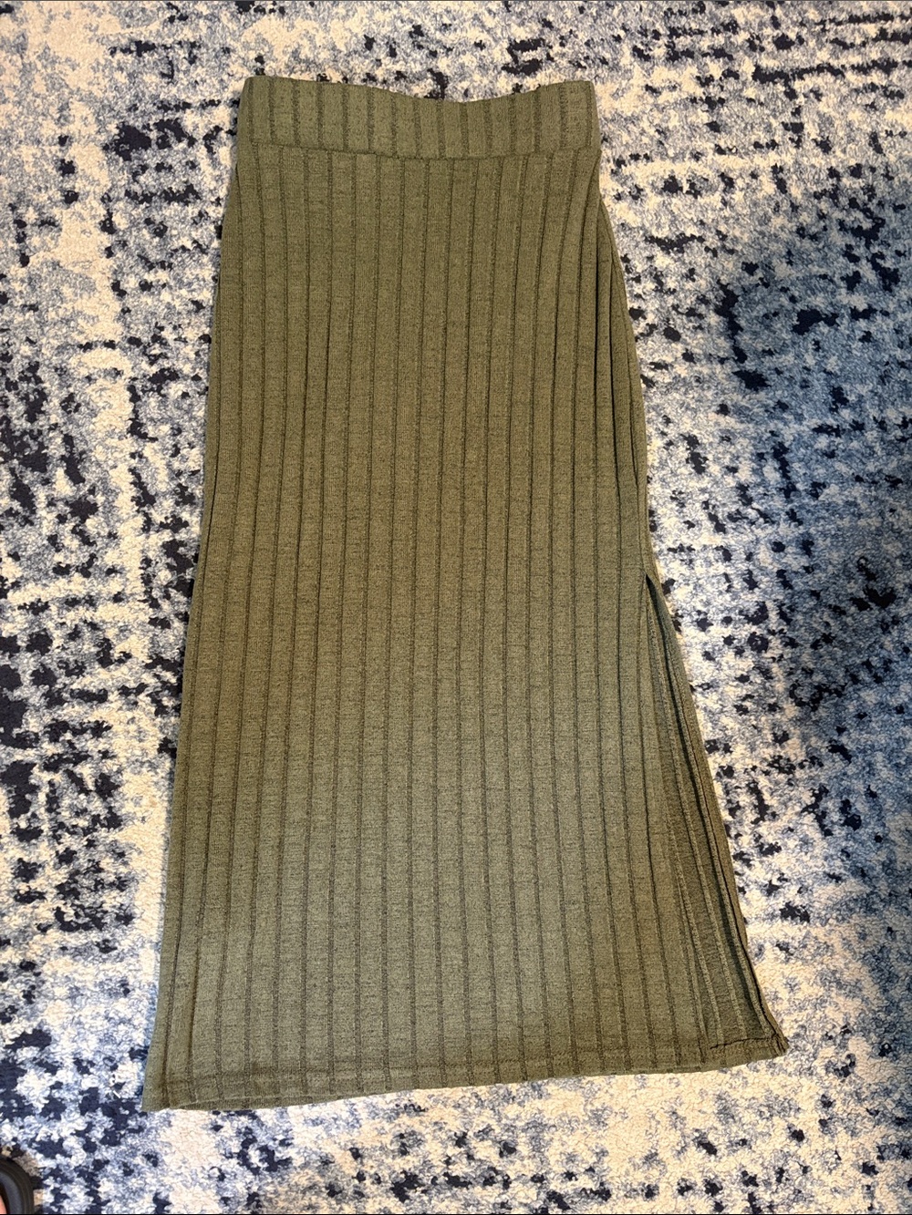 Ribbed Olive Green Knit Midi Skirt